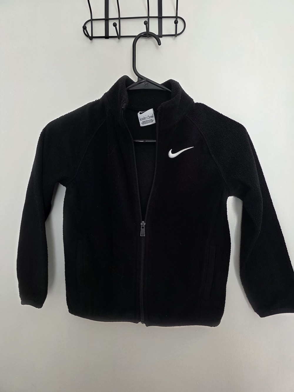 Nike Boys Size 7 Black Full Zip Fleece Jacket White Swoosh Youth 6-7